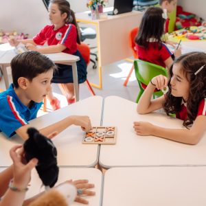 Copii de la Scoala Gimnaziala Pick Me Academy au parte de growth mindset