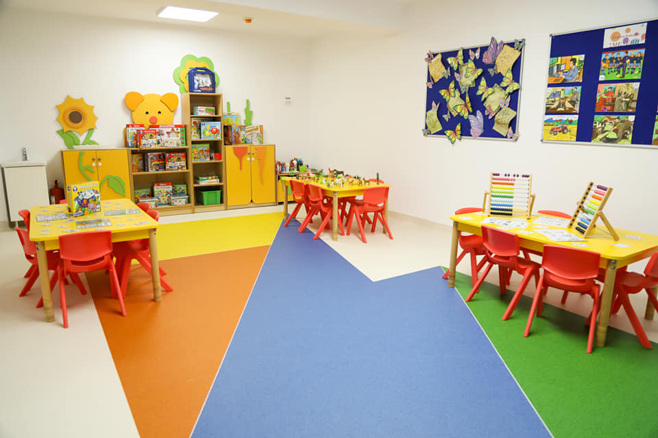 Sediul de gradinita este gandit si proiectat pentru usurinta in utilizare